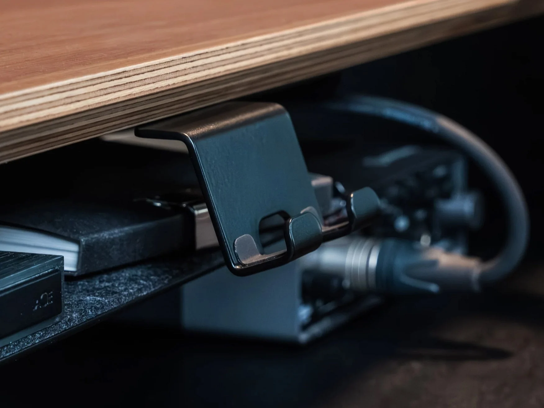 Handyhalter für Setup Cockpit - Image 5