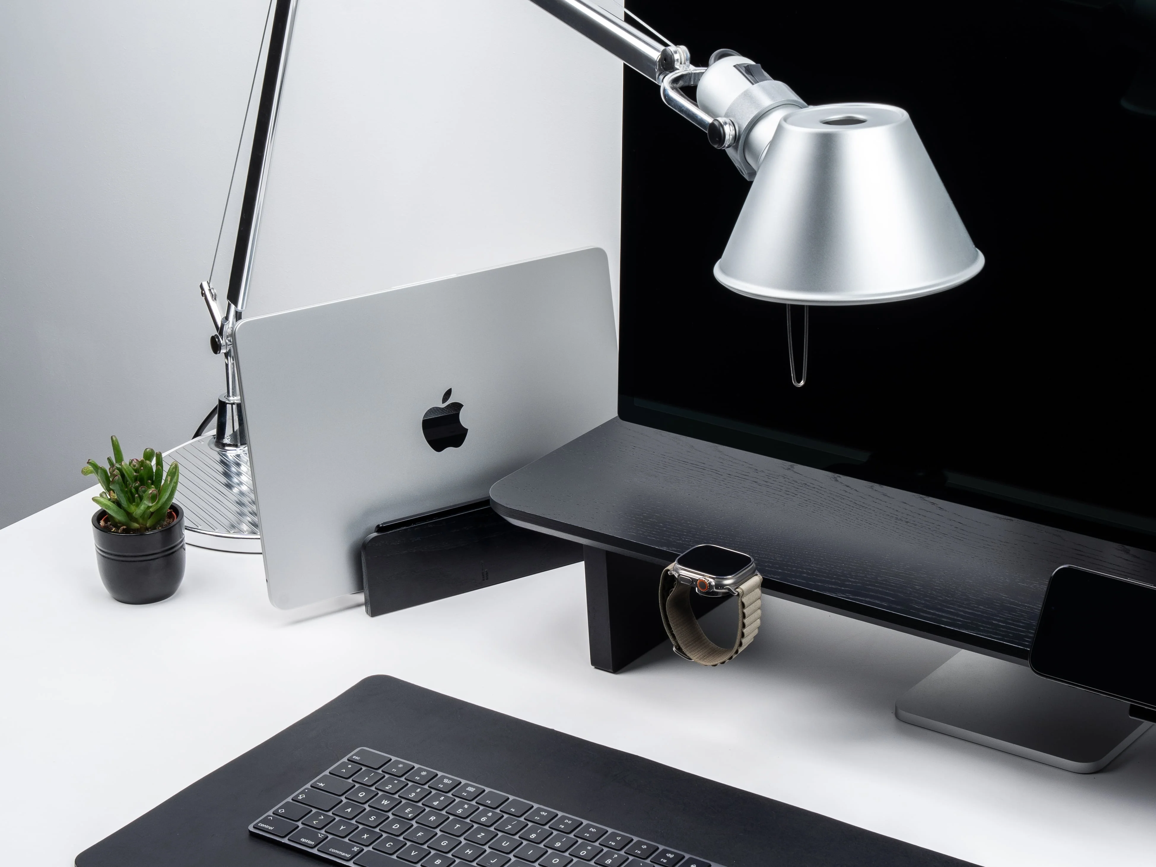 Laptop Dock - Image 11